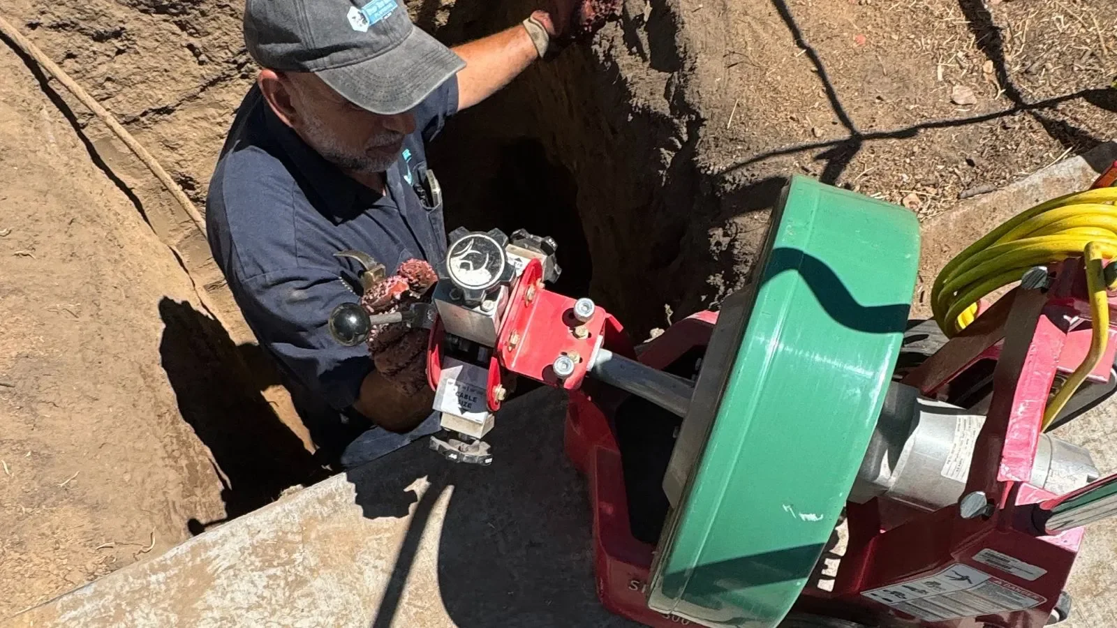 Plumbing team performing professional main sewer line cleaning in Altadena